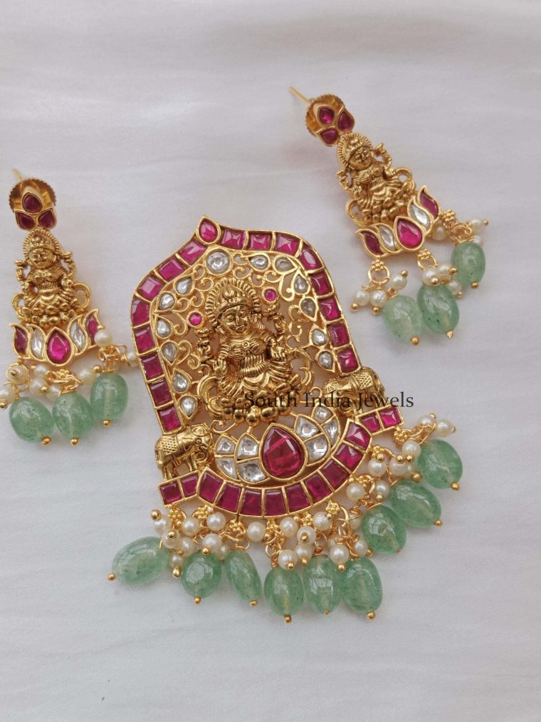 Traditional Lakshmi Jadau Pendant Set