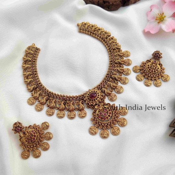 Trendy Lakshmi Coin Short Necklace