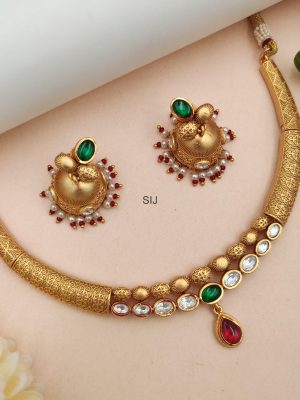 Trendy Simple Kundan Necklace