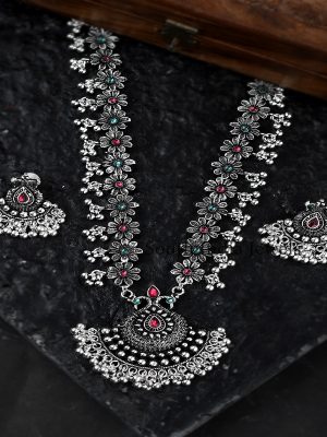 Authentic Silver Handcrafted Stone and Ghungroo Long Necklace Set