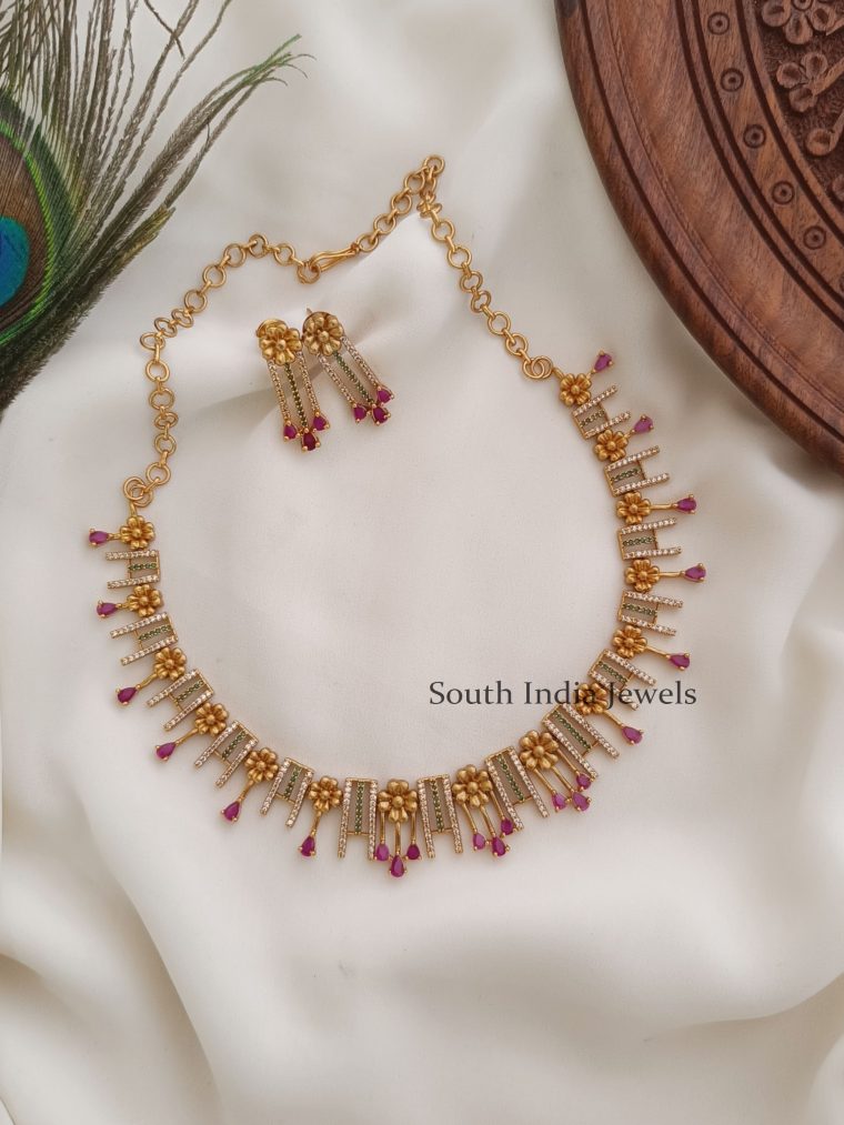 Gorgeous Flower Design AD Necklace