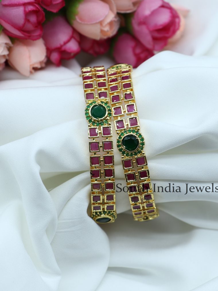 Wonderful Navyya Bangle