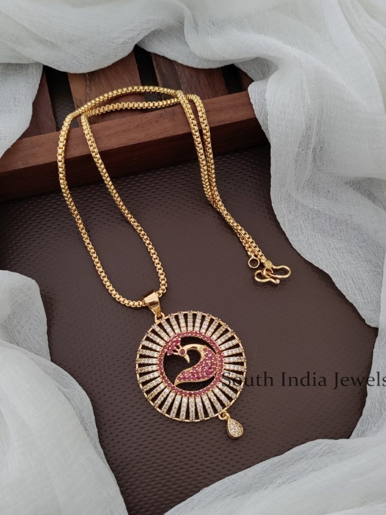 Wonderful Peacock Pendant Chain