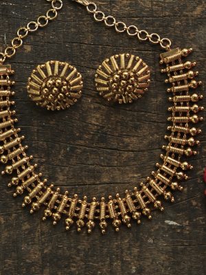 Stunning and Simple Necklace with Studs