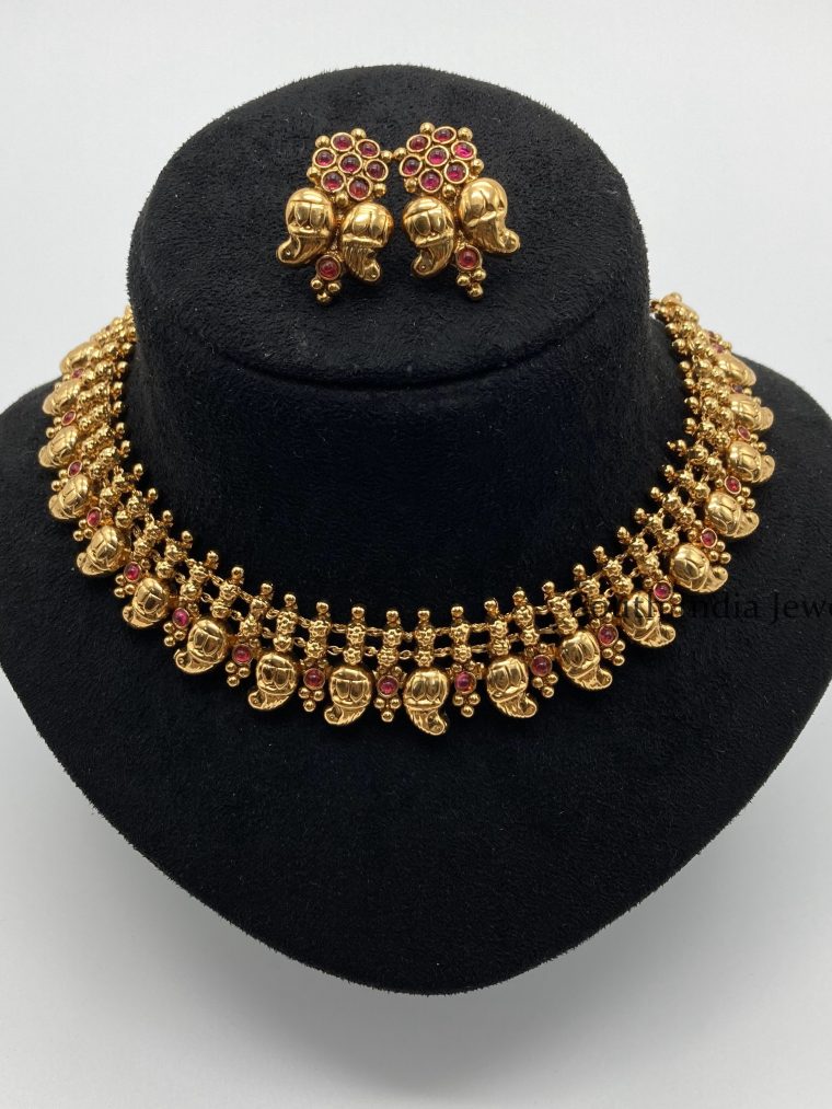 Elegant Kemp Manga Necklace
