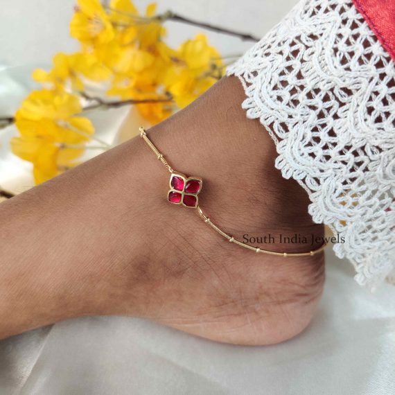 Eye Catching Floral Beauty Anklets