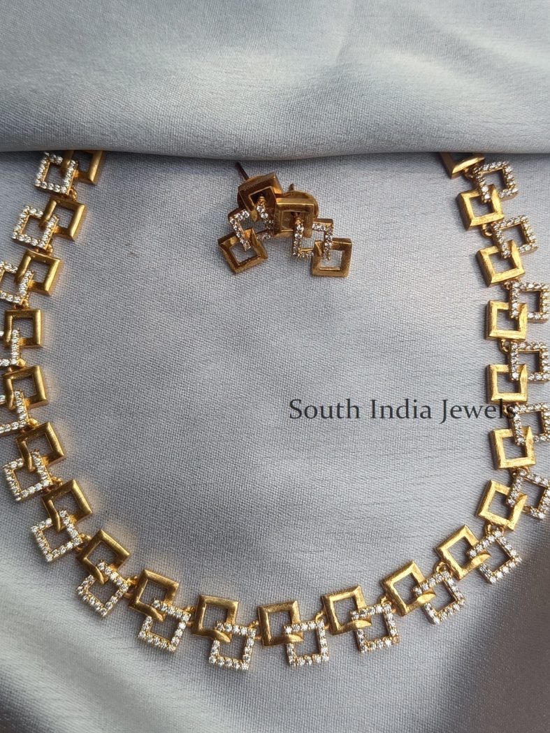 Marvelous Square Necklace With Earrings