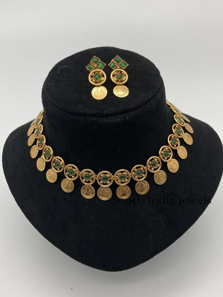 Sparkling Single Line Kasumala Necklace