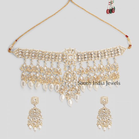 Stunning And Handcrafted Kundan Necklace Set