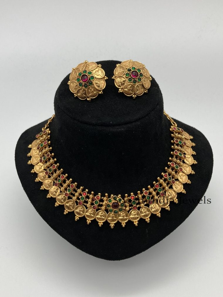 Trendy Multi Colour Kasumala Necklace