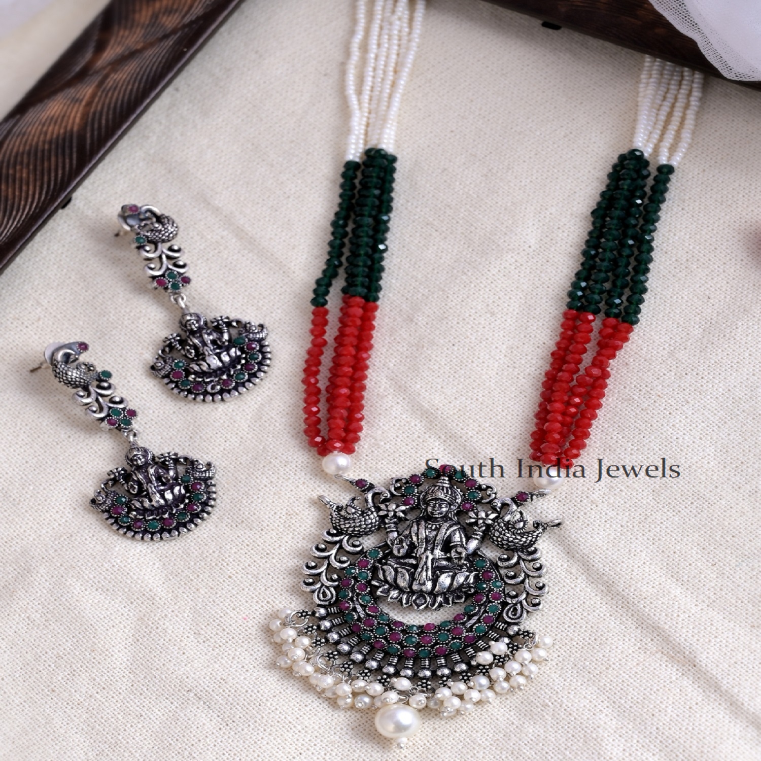 ADIZA Red 'n' Black Ombré Beaded Necklace, Statement Kumihimo Neckpiece,  Holiday Jewelry