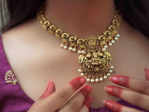 Alluring Nakshi Work Necklace