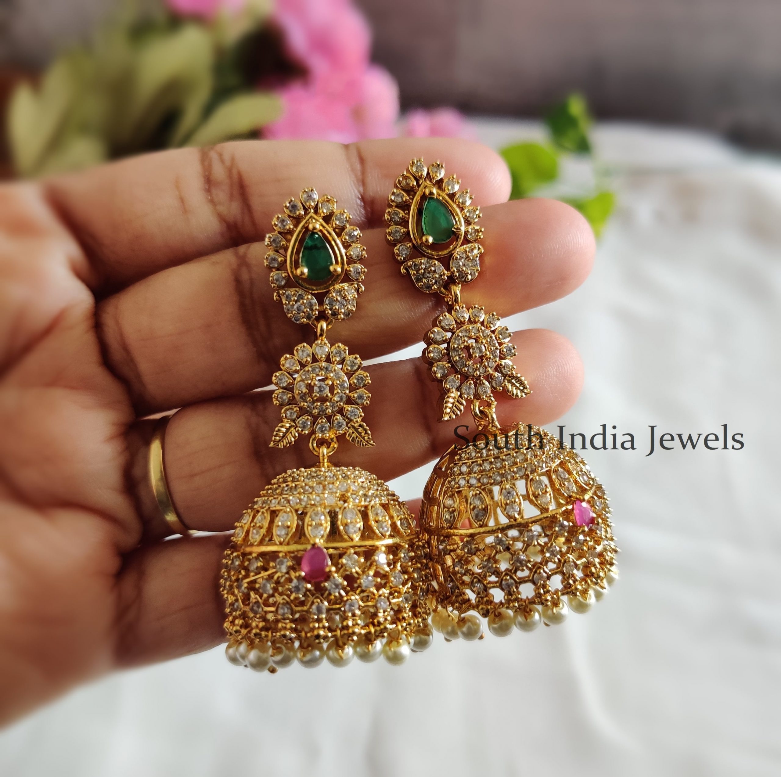 Gold jhumka sale set designs