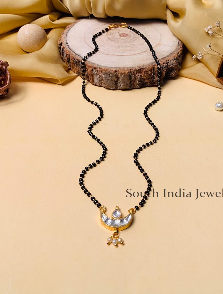 Amazing White Pachi Kundan Jadtar Mangalsutra