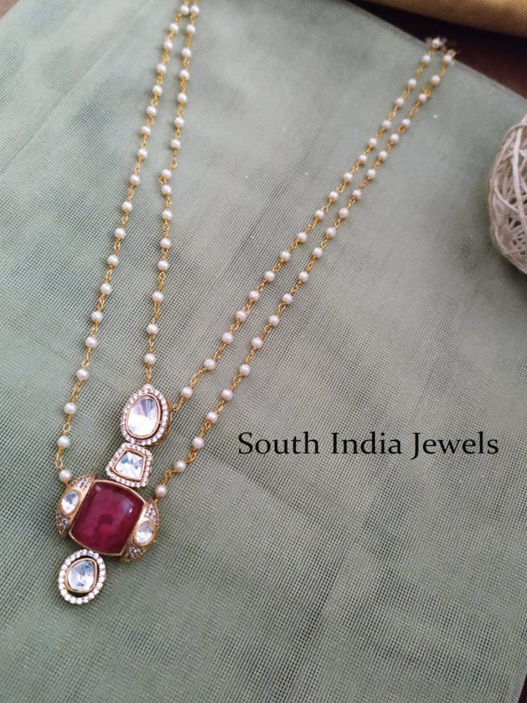 Classy Kundan Pearl Chain Set