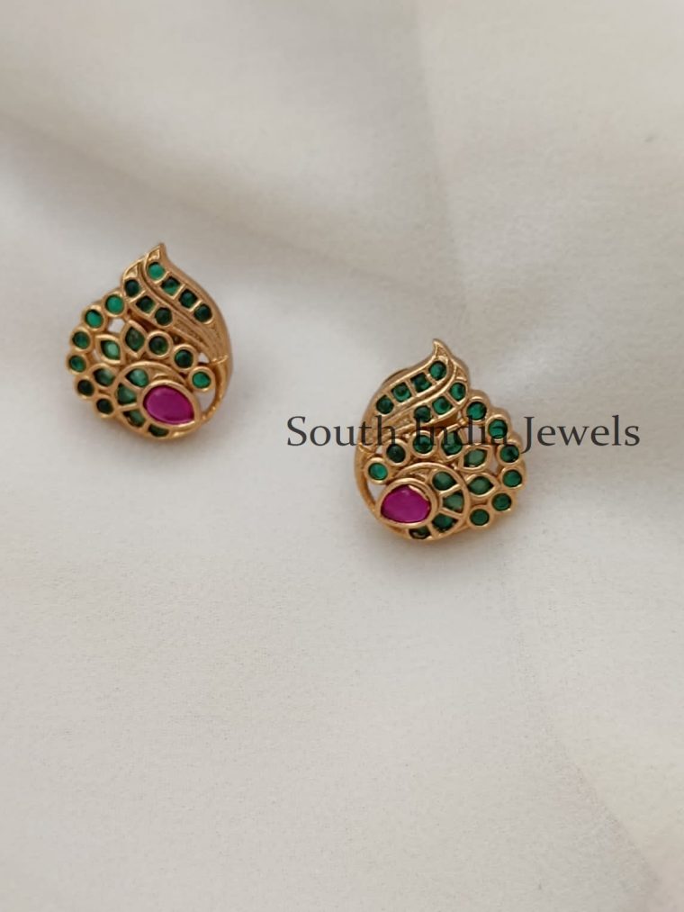 Classy Thilgam Style Studs