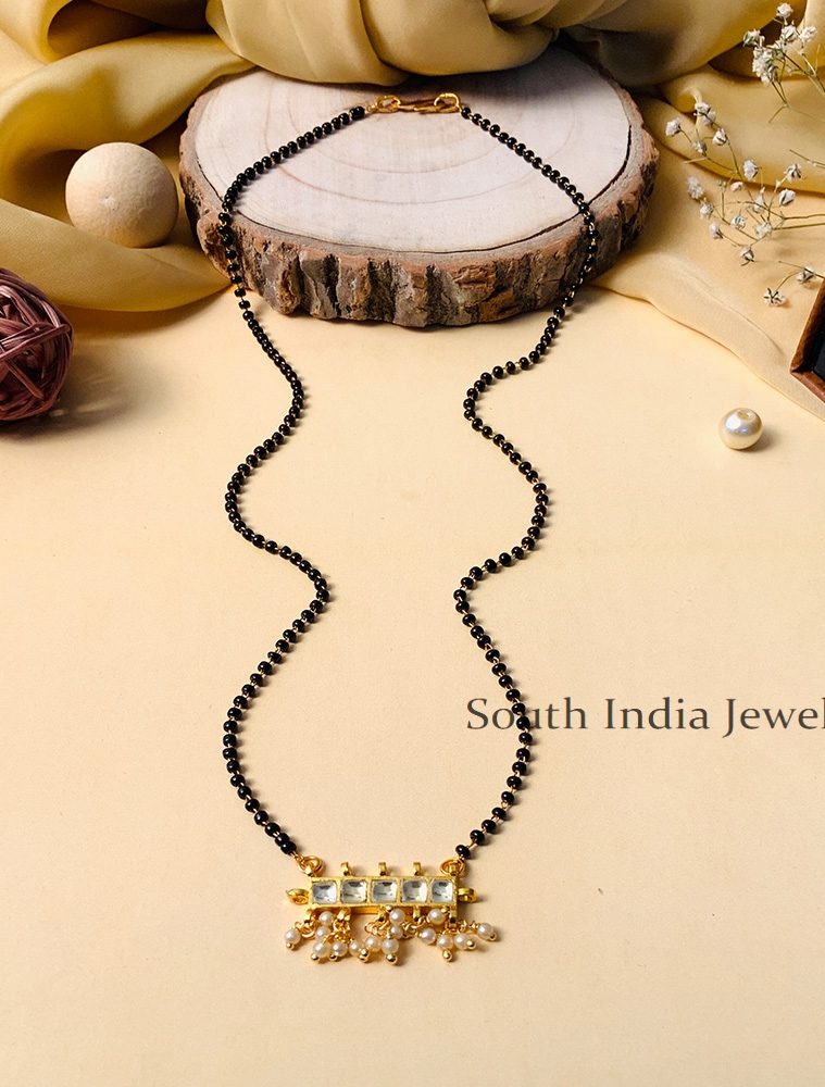 Elegant White Jadau Pachi Polki Kundan Mangalsutra