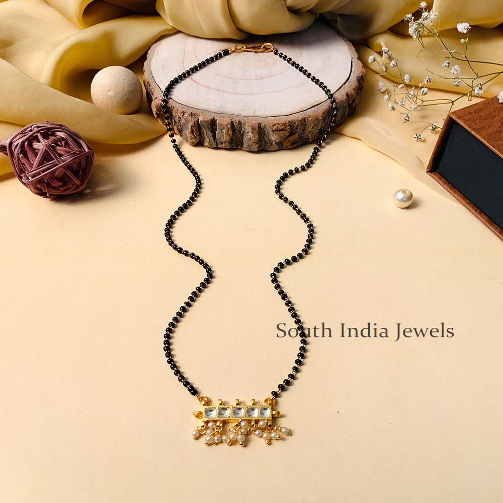 Elegant White Jadau Pachi Polki Kundan Mangalsutra