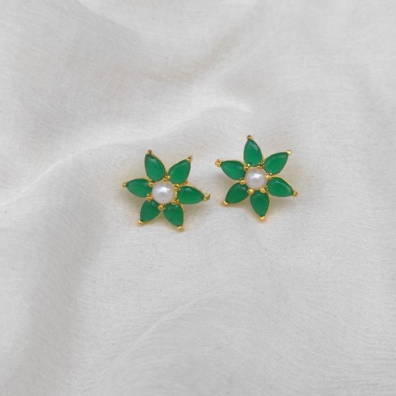 Simple Flower Design Earrings With Gold Plating