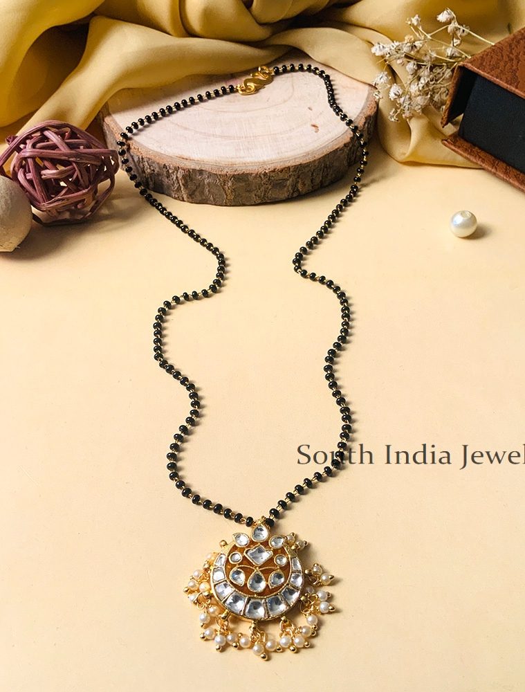 Traditional White Pachi Kundan Jadtar Mangalsutra