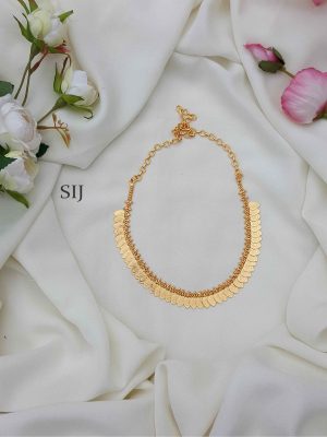 Classy Lakshmi Leaf Design Short Necklace