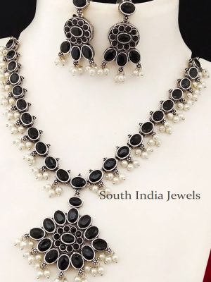 Ethnic Attigai Oxidised Necklace