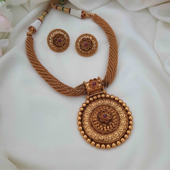 Ethnic Design Round Pendant Necklace