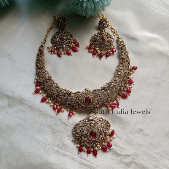 Gorgeous Pink Stones Victorian Necklace Set