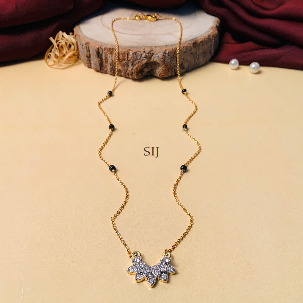 Minimal Gold Plated Mini Flower American Diamond Mangalsutra