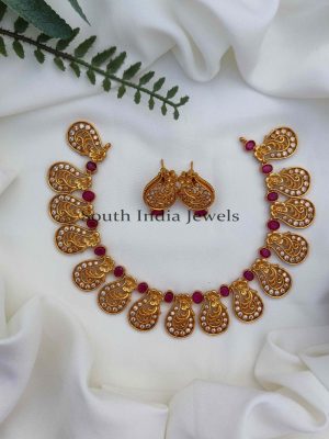 Splendid Floral AD Stone Necklace