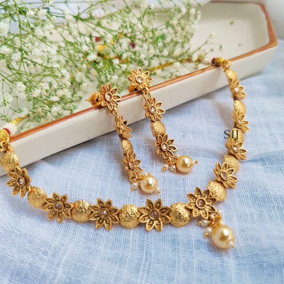 Wonderful and Classical Blooming Green Necklace