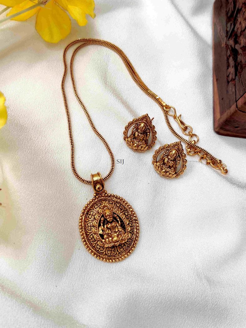 Classic Lakshmi Motif Design Pendant Chain