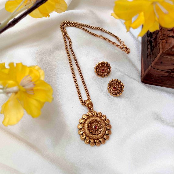 Floral Styled Crafted Pendant Chain