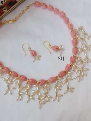 Pretty Tulip Beads With Rice Pearls Necklace