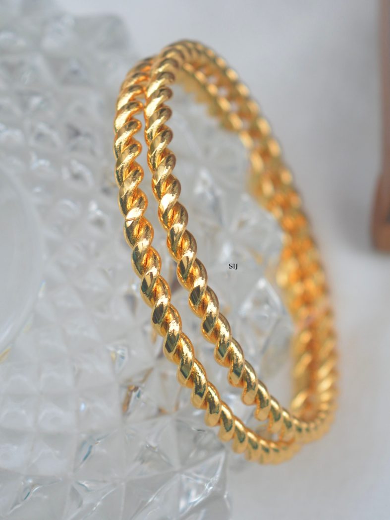 Rope Designer Gold Polish Bangle