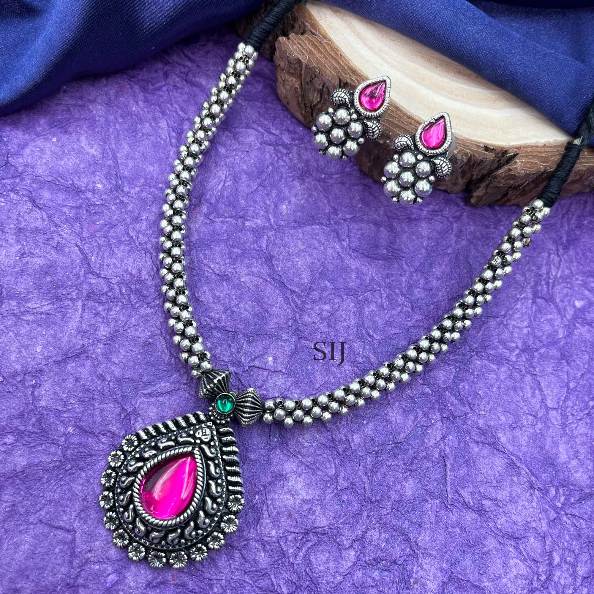 Oxidised deals jewellery thushi