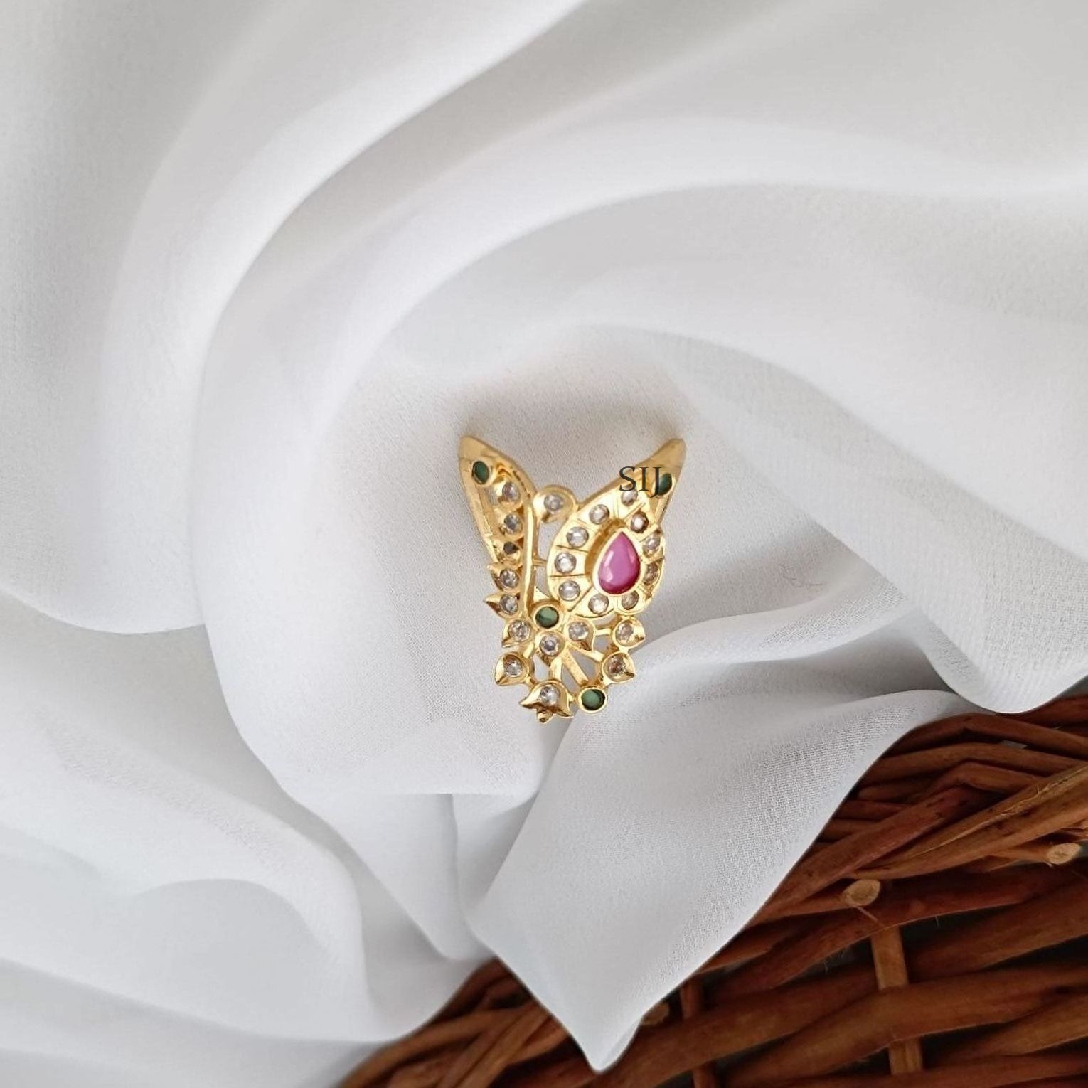 Attractive Peacock Impon Finger Ring