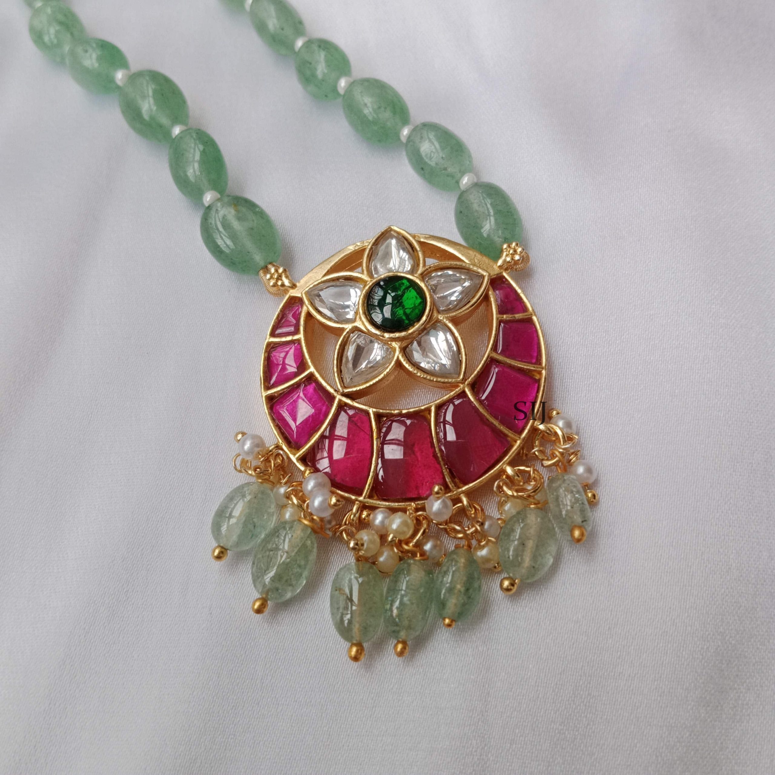 Green Beads Necklace with Jadau Moon Pendant