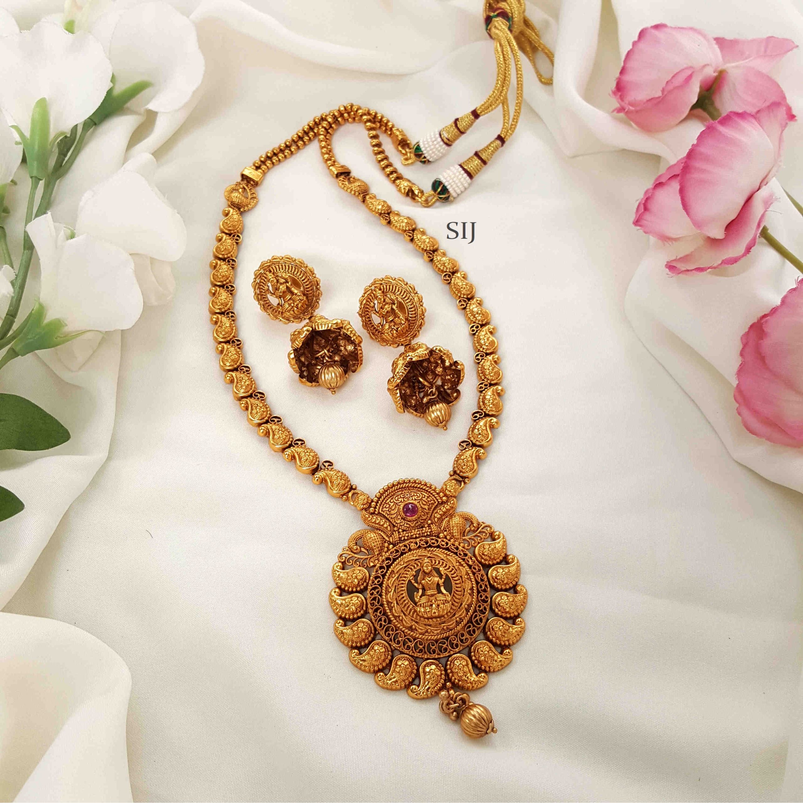 Beautiful Mango Design Haram with Lakshmi Pendant