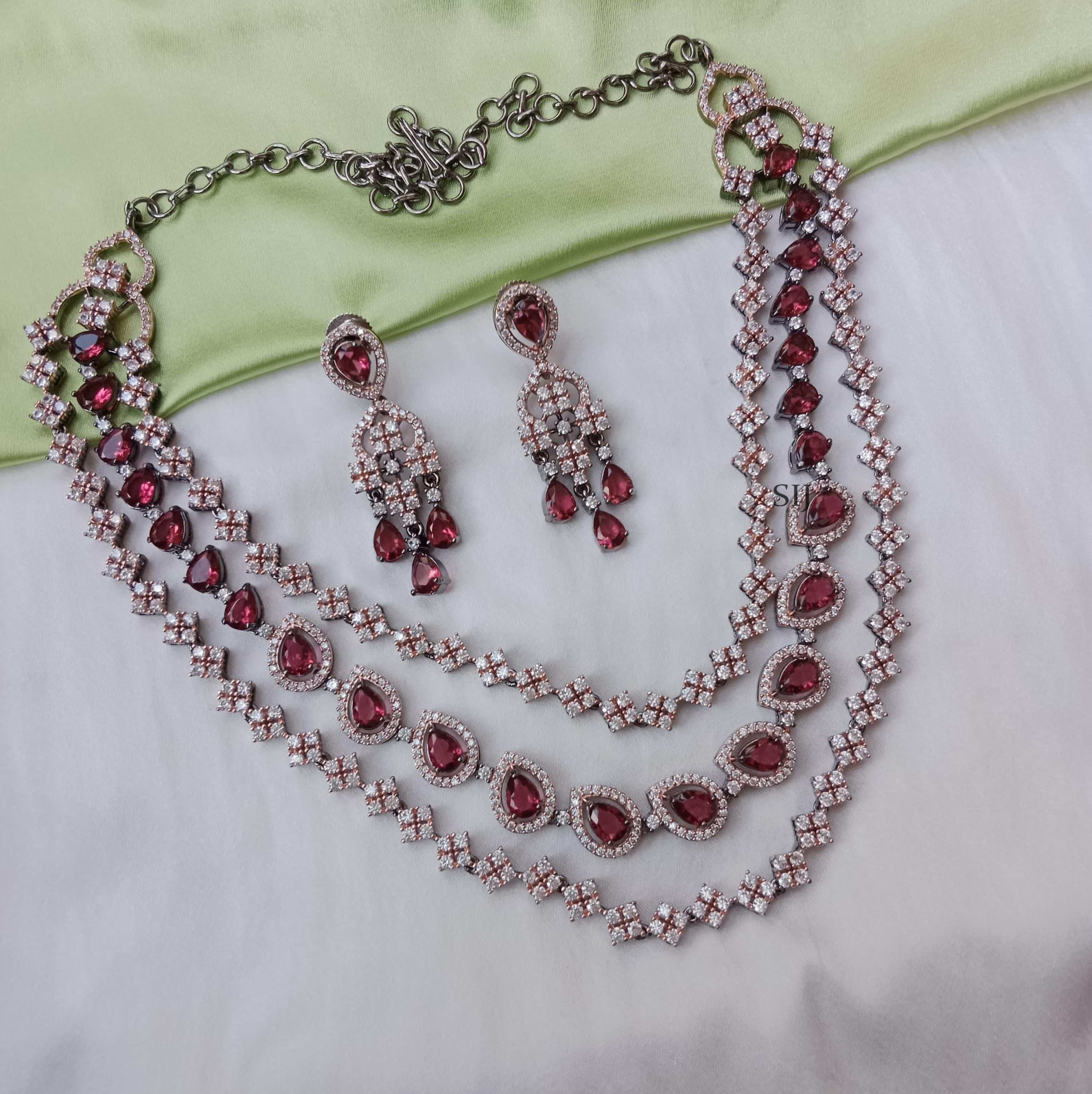 Charming Three Layer Necklace Set