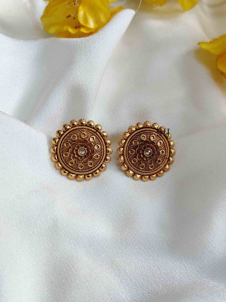 Cute White Stone Floral Round Antique Finish Earring -A2