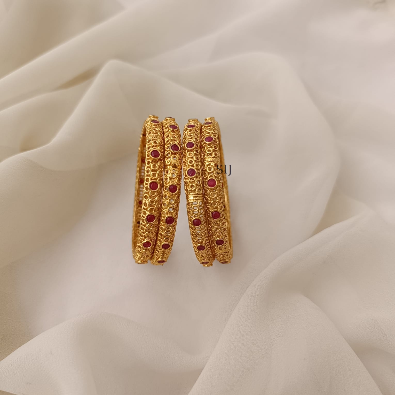 Gold Polished Bangles