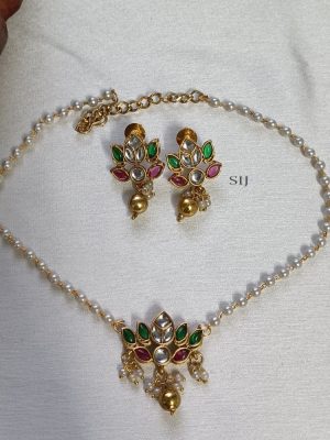 Lotus Design pearl Choker Set