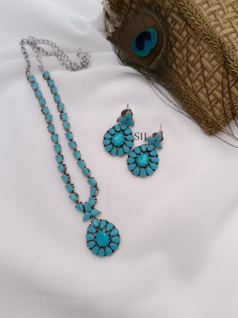 Marvelous Torquiose Blue Necklace