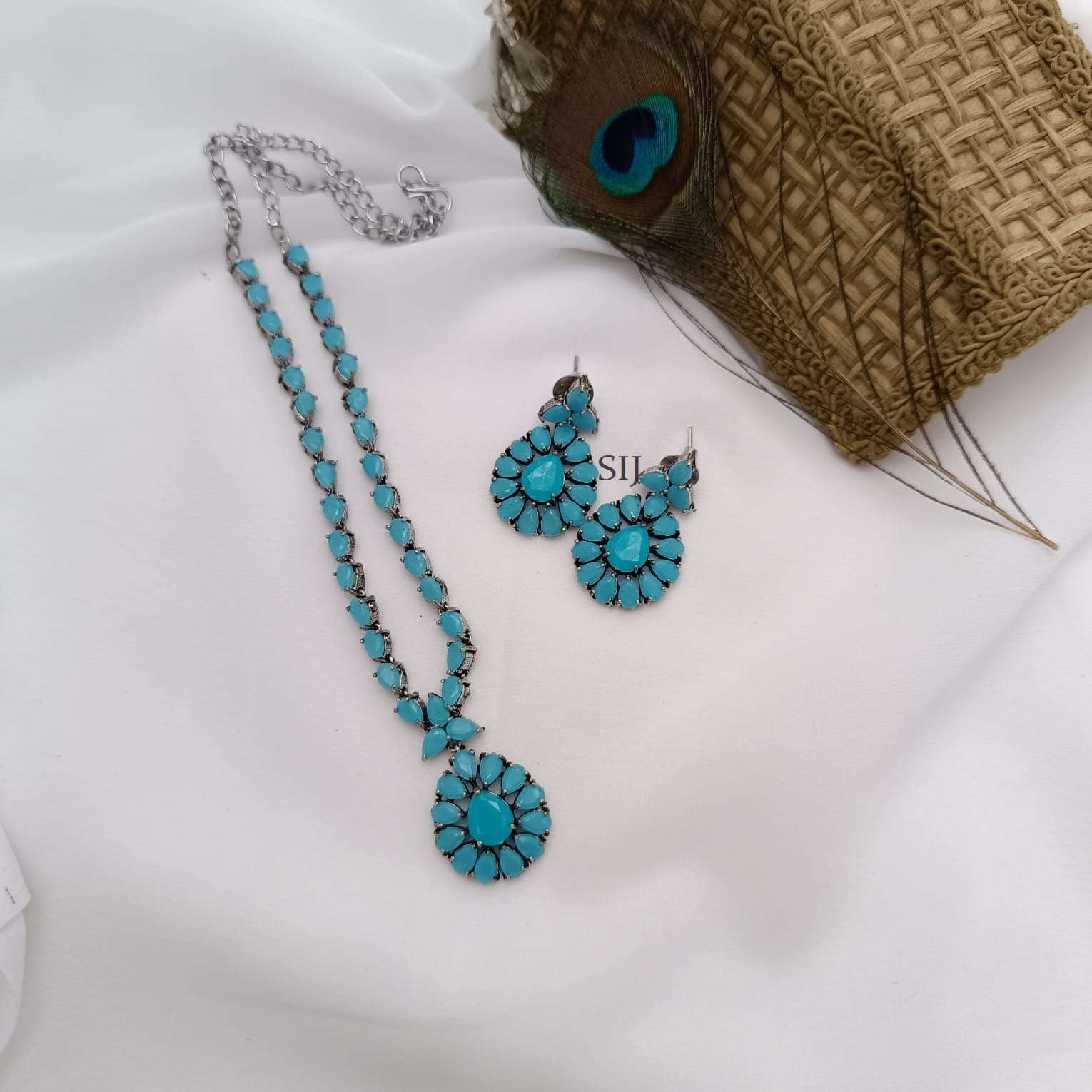 Marvelous Torquiose Blue Necklace