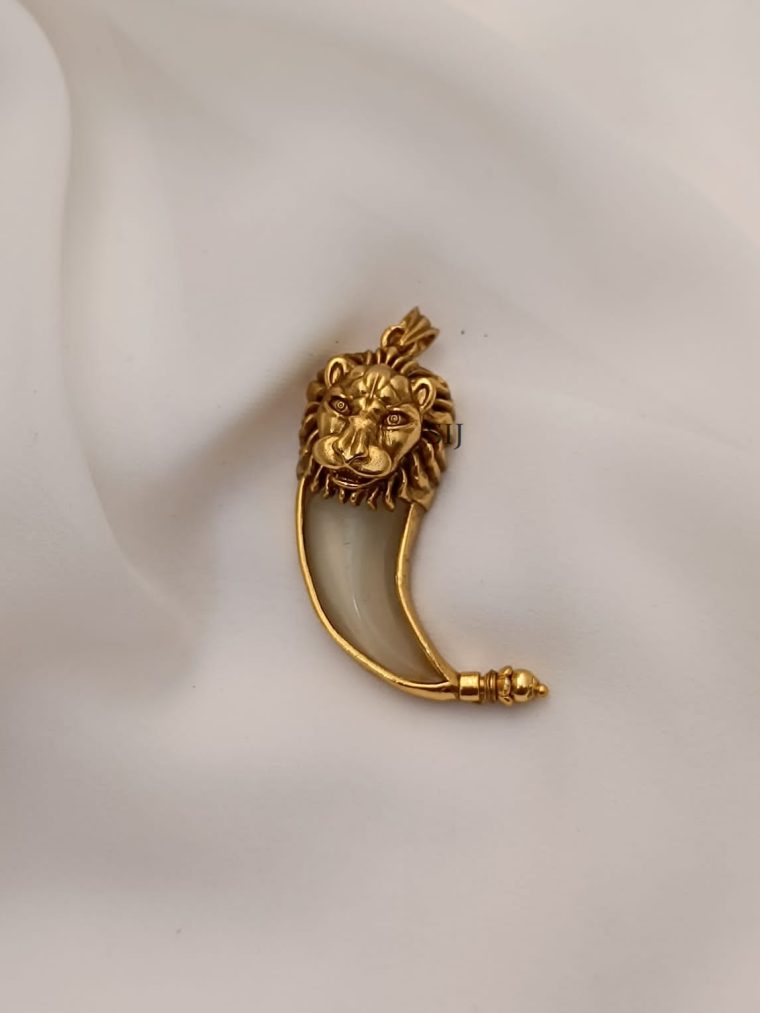 Single Lion Face Tiger Nail Pendent