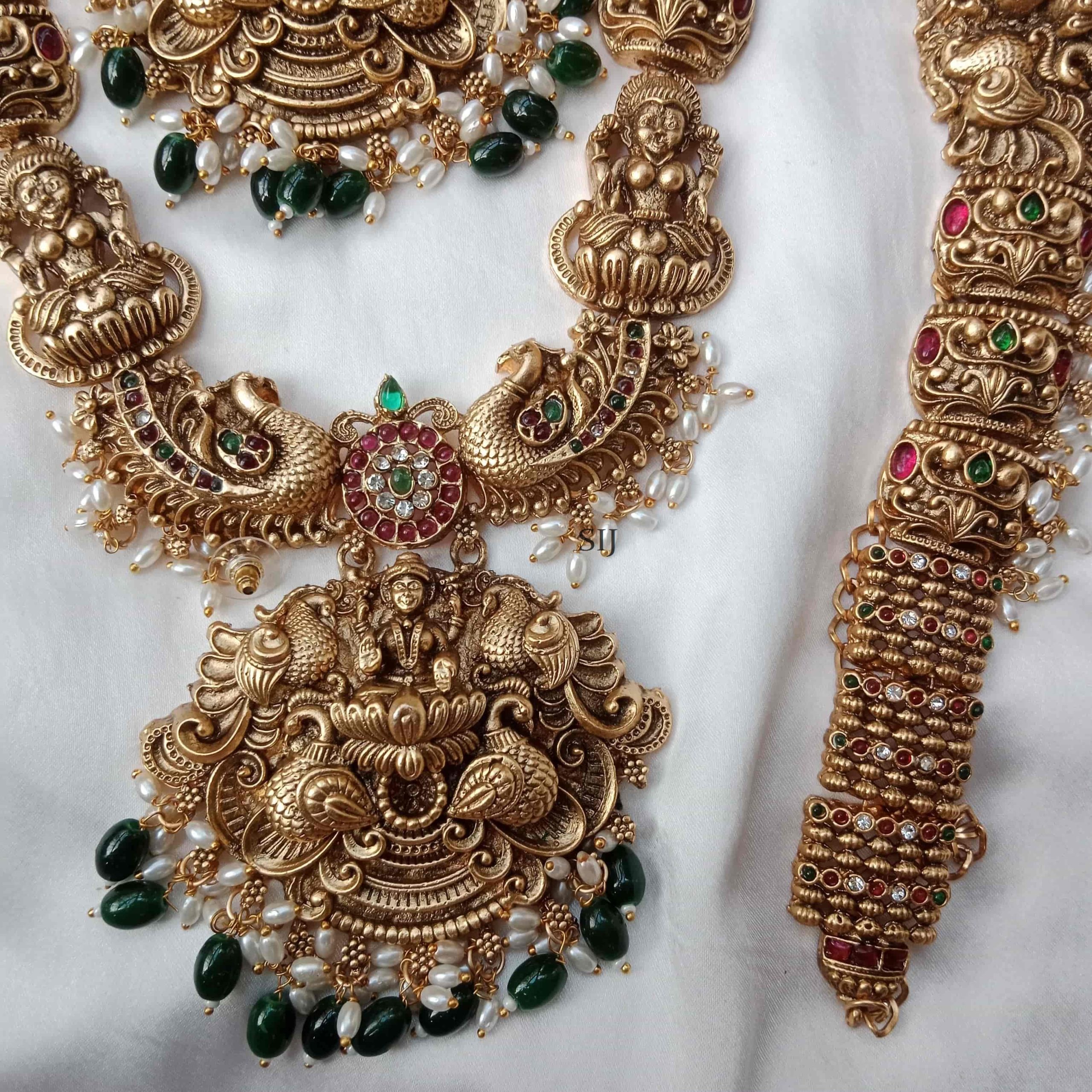 Sparkling Grand Bridal Set - South India Jewels