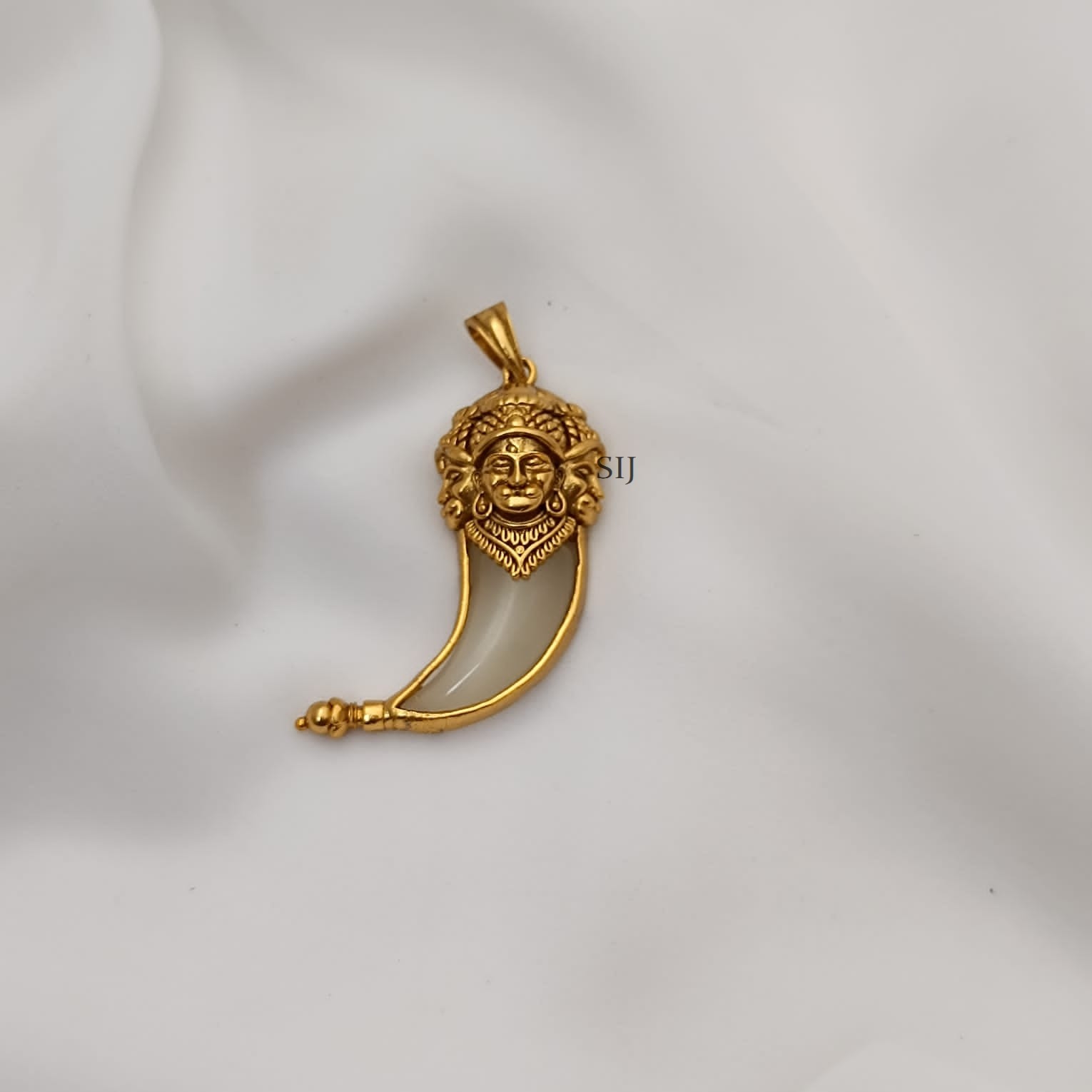 Gold Plated Puligoru Pendant American Diamond Tiger Claw Pendant Designs AD  Locket Cz Pearl Pendant South Indian Jewelry Designs - Etsy Norway