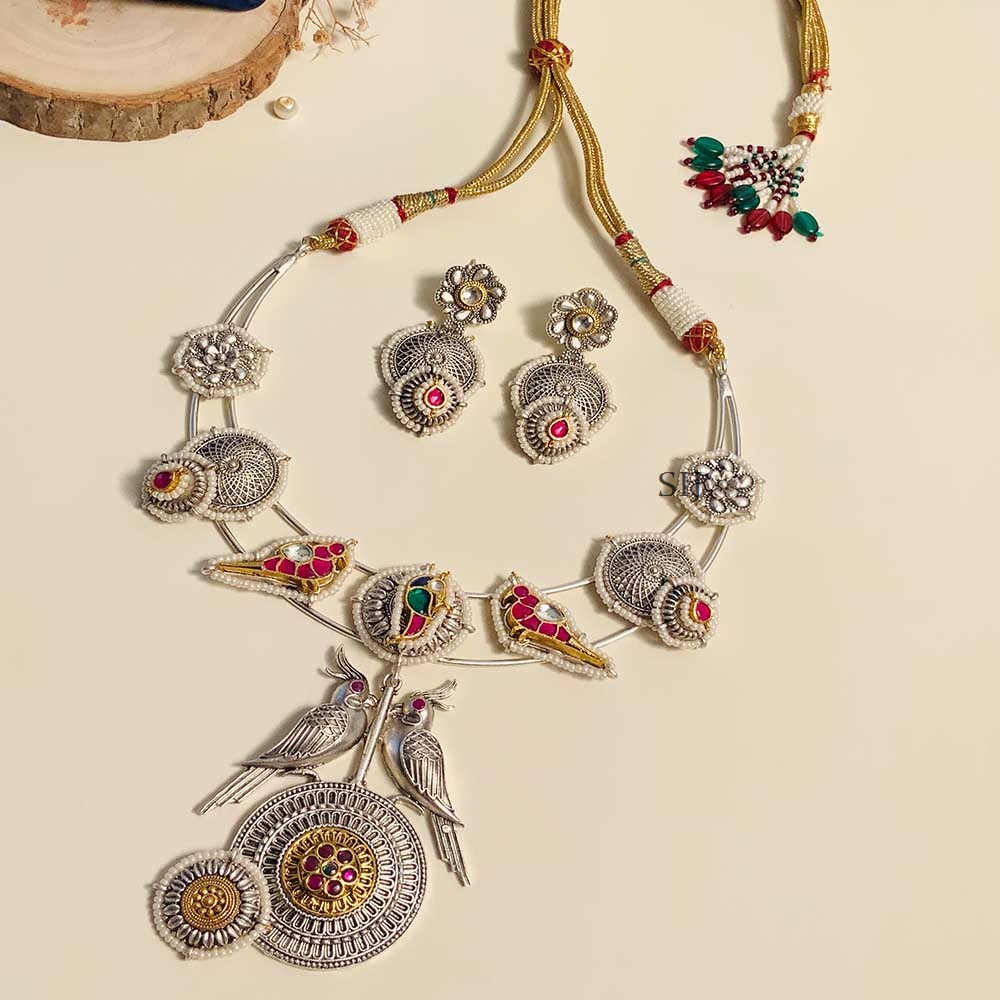 Stunning Dual Tone Pachi Kundan Choker Necklace Set