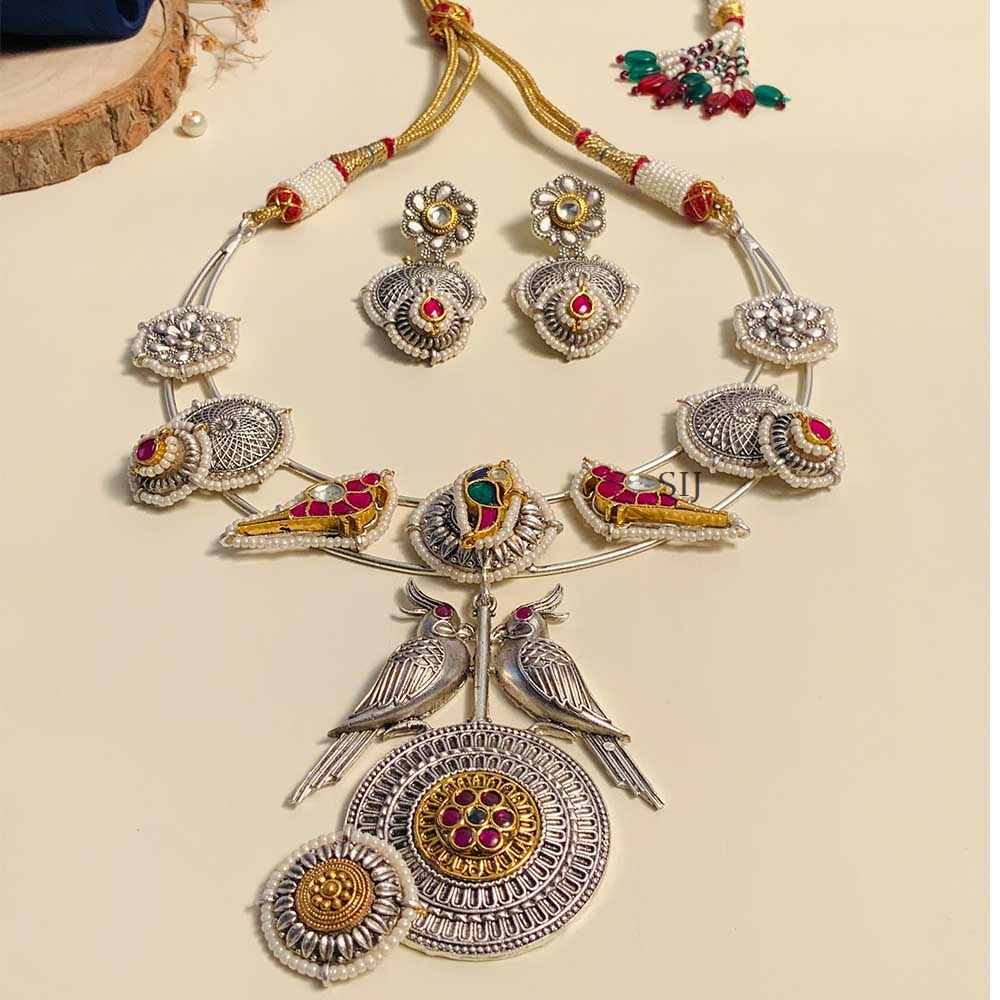 Stunning Dual Tone Pachi Kundan Choker Necklace Set